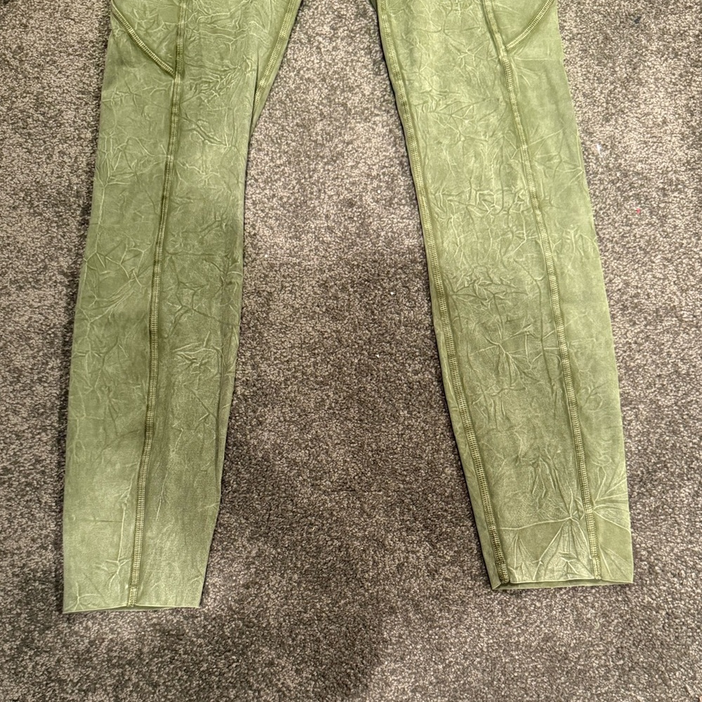 Lululemon leggings - Picture 3 of 5